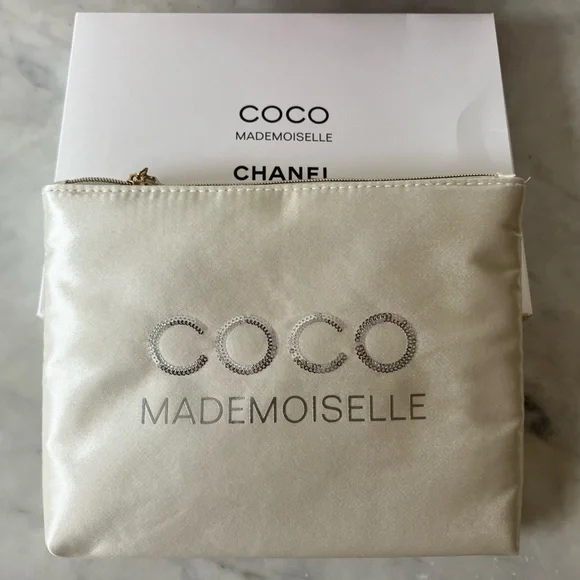 Chanel Coco Mademoiselle Cosmetic Case - Picture 1 of 6